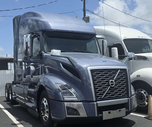 2024 VOLVO VNL 760, LOW MILES FINANCIAL SERVICES AVAILABLE 003