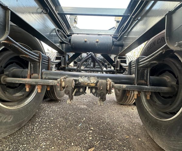 2025 CHASSIS CONTAINERS 40FT 005