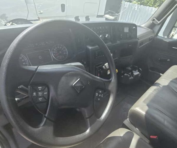 2025 INTERNATIONAL MV607 BOX TRUCK W 26 007
