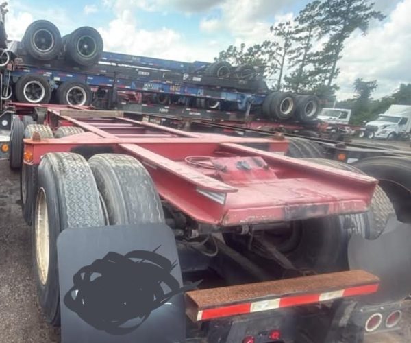 20FT-CONTAINER-CHASSIS-W-11R22.5-TIRES-SPOKE-WHEELS-015