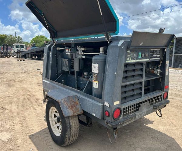 4 AIRMAN PDS185S PORTABLE AIR COMPRESSORS WITH 014