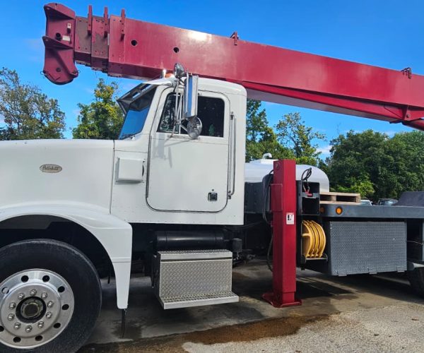 BOOM CRANE TRUCK SIMON-RO 001