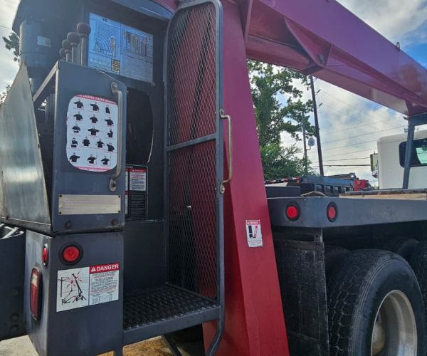BOOM CRANE TRUCK SIMON-RO 004