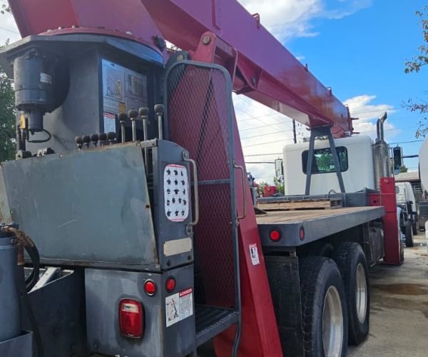 BOOM CRANE TRUCK SIMON-RO 005