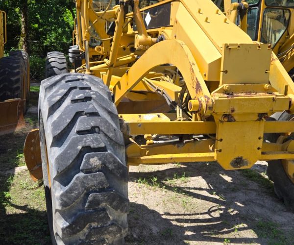 CAT 12H MOTOR GRADER ENCLOSED CAB & SCARIFIER 002