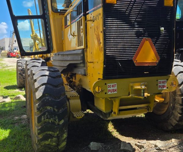 CAT 12H MOTOR GRADER ENCLOSED CAB & SCARIFIER 011