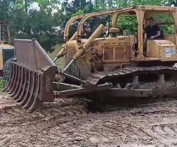 CATEPILLAR-D6D-DOZER-003