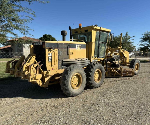 CATERPILLAR 140H MOTORGRADER WITH RIPPER 001