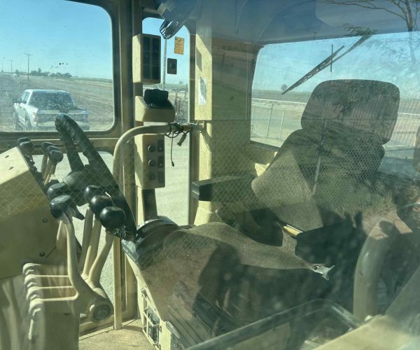 CATERPILLAR 140H MOTORGRADER WITH RIPPER 009