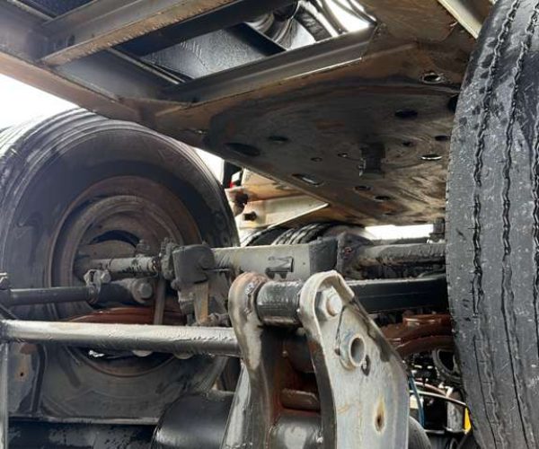 CHASSIS CONTAINER 40FT WITH 11R22.5 & SPOKE WHEELS 006