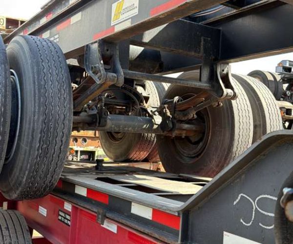 CHASSIS CONTAINER 40FT WITH 11R22.5 & SPOKE WHEELS 008