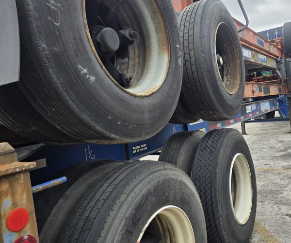 CHASSIS CONTAINER 40FT WITH 11R22.5 & SPOKE WHEELS 012