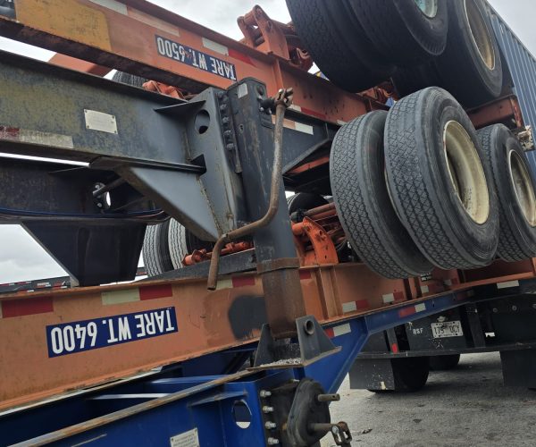 CHASSIS CONTAINER 40FT WITH 11R22.5 & SPOKE WHEELS 015