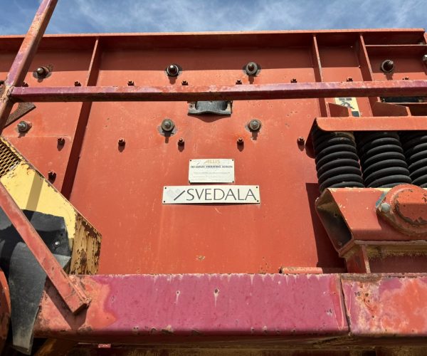 CRUSHING UNIT MOBILE CRUSHER PLANT MOUNTED ON A 78 FT 5-AXLE CUSTOM-BUILT MACHINE 005