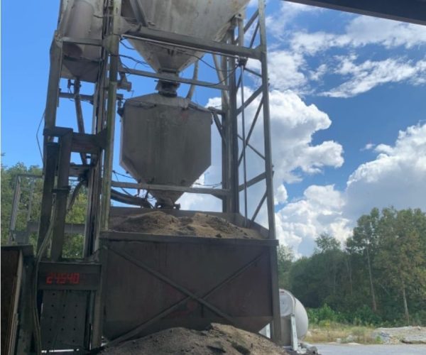 LARSON 5 YARD CONCRETE BATCH PLANT 5 YARD CAPACITY 002