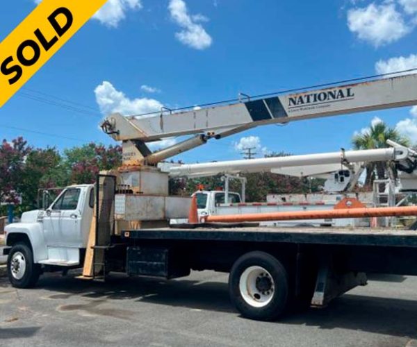 NATIONAL-562C-BOOM-TRUCK-CRANE-15-TON-MOUNTED-ON-A-1993-FORD-F700-DIESEL-001-SOLD