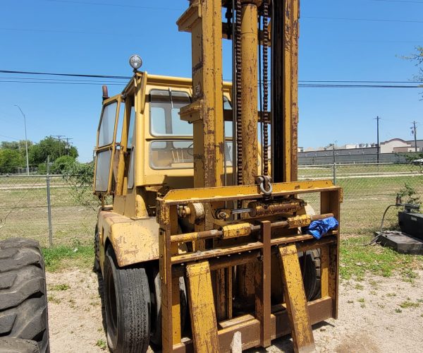 PETTIBONE FORKLIFT 180 CAB 8 TONS 16500 LB CAPACITY 004