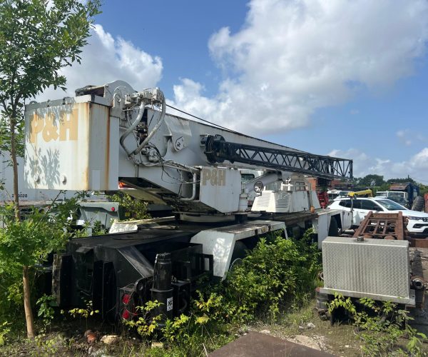 P&H OMEGA 3116 30 TONS ROUGH TERRAIN CRANE 003