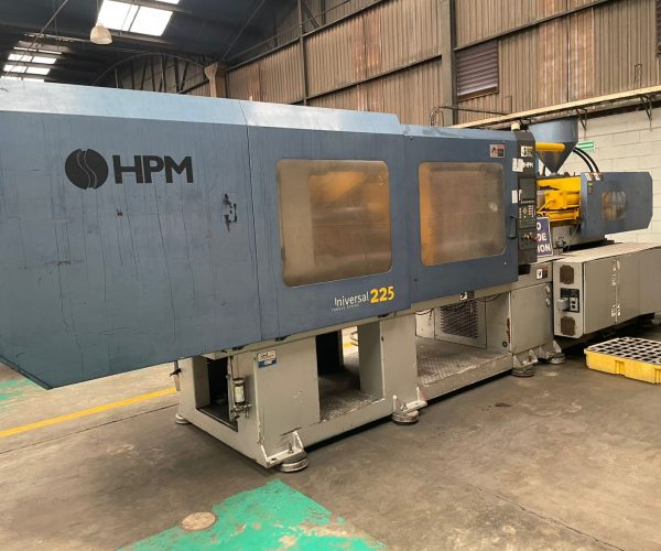 PLASTIC INJECTION MOLDING MACHINES MULTIPLE UNITS 006