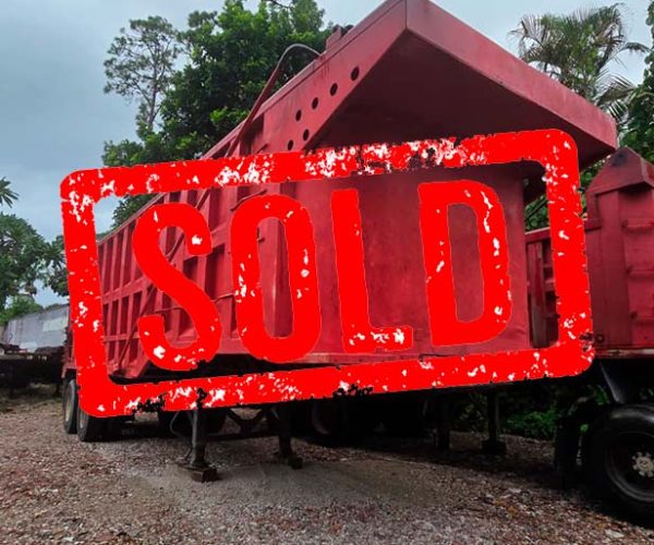 STEEL-DUMP-TRAILER-BARN-DOOR-TANDEM-62-YARDAS-SINGLE-POINT-SUSPENSION-001 SOLD