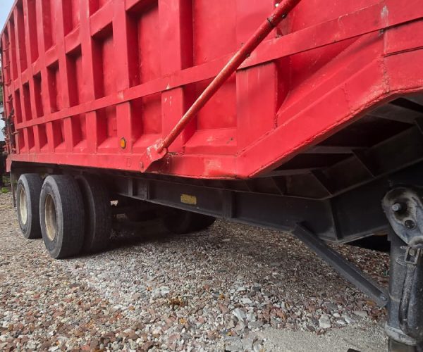 STEEL DUMP TRAILER BARN DOOR TANDEM 62 YARDAS SINGLE POINT SUSPENSION 002