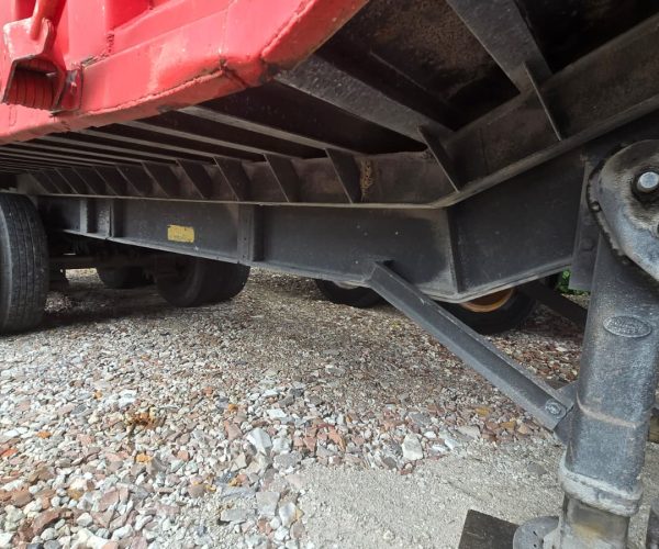 STEEL DUMP TRAILER BARN DOOR TANDEM 62 YARDAS SINGLE POINT SUSPENSION 003