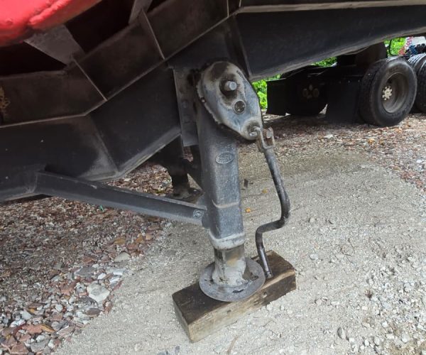 STEEL DUMP TRAILER BARN DOOR TANDEM 62 YARDAS SINGLE POINT SUSPENSION 004