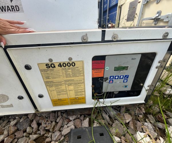 USED 15 KW UNDERMOUNT GENSET THERMO KING 009